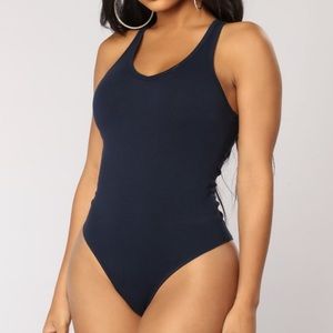 NWT Fashion Nova navy bodysuit
